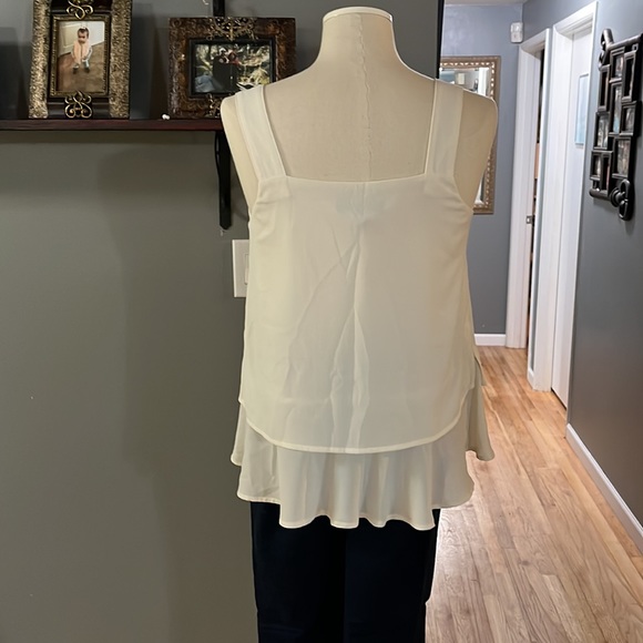 Banana Republic Factory size S ivory blouse - Picture 2 of 2